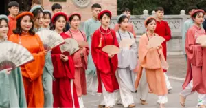 ăn mặc kín đáo truyền thống