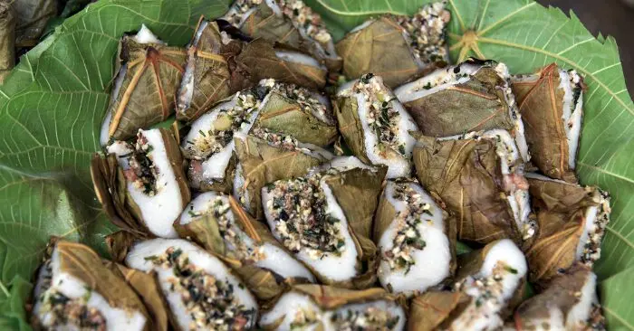 Bánh trứng kiến Định Hóa