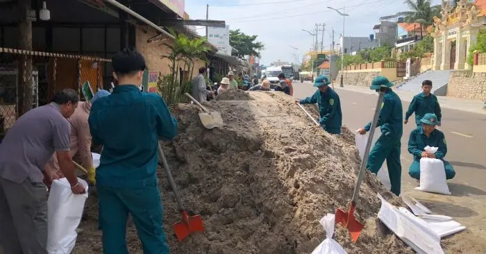 Kè biển Mũi Né