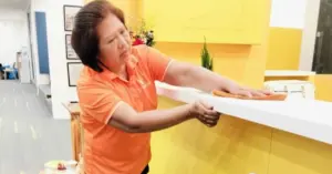 Giúp việc cho người giàu thu nhập 30 triệu đồng/tháng.