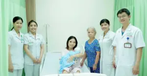 Cứu thai phụ vỡ tử cung
