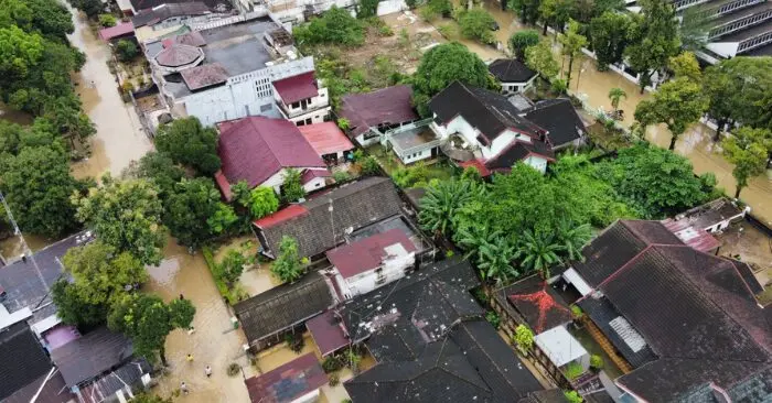 mưa lũ Indonesia