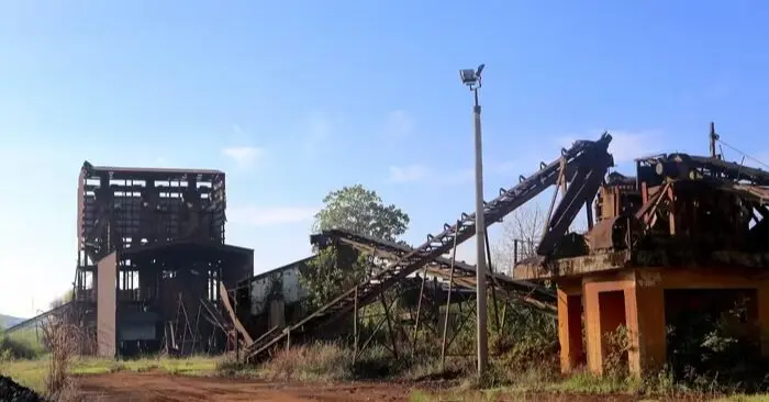 Nhà máy tuyển quặng sắt
