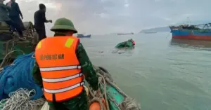 tàu cá chìm ở Quảng Trị