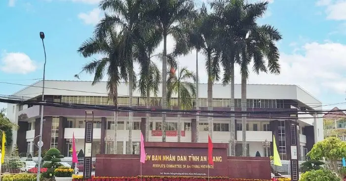 An Giang chuyển 100 tỷ
