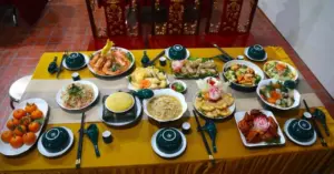 mâm cỗ làng Bát Tràng