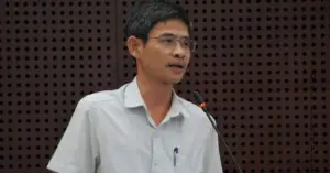 Sạt lở giữa trời nắng