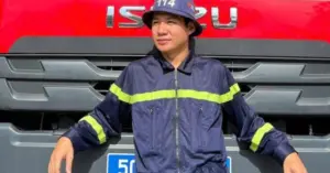 cứu nữ sinh
