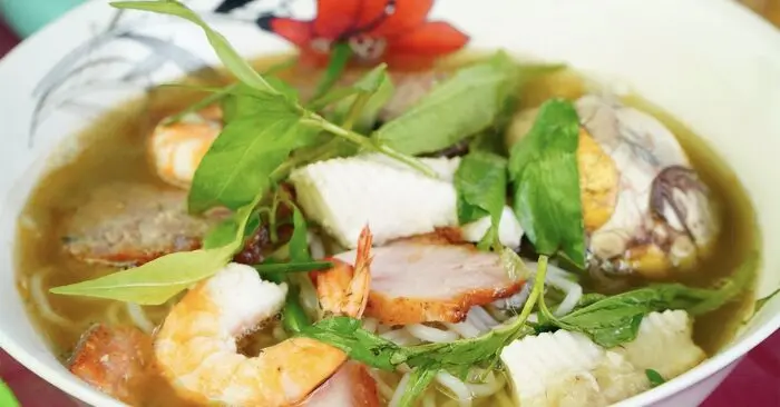 quán bún mắm 40 năm