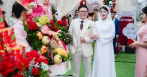 chuyến xe ghép cầu hôn