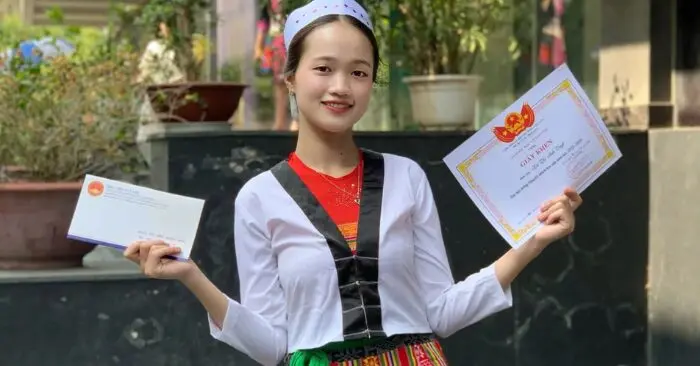 thủ khoa người Mường