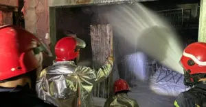 Chủ quán sinh tố