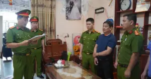 vay ngân hàng chiếm đoạt