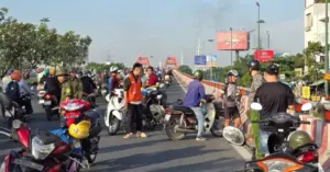 Tử vong trên đường Phạm Văn Đồng.