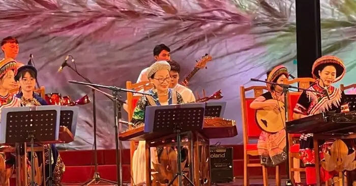Người gieo chữ bằng âm nhạc