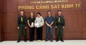 Buôn lậu thực phẩm chức năng