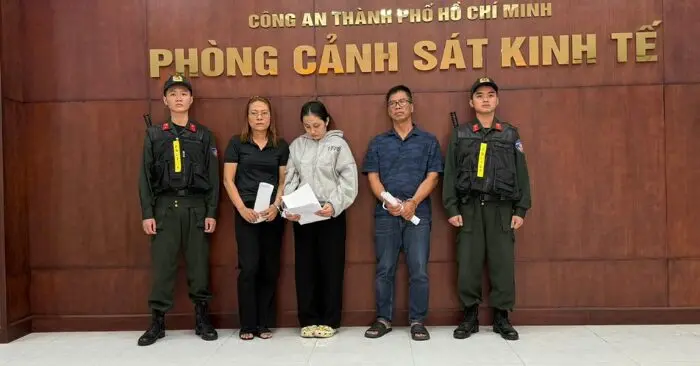 Buôn lậu thực phẩm chức năng