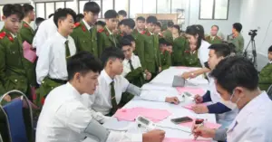 hiến máu nghĩa tình