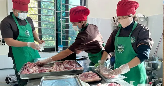 Thịt lợn trà xanh Thái Nguyên