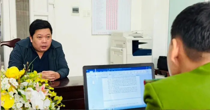 lừa đảo chạy trường