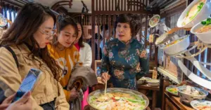 Toa tầu Hà Nội