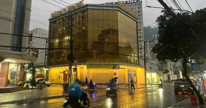 mưa rào TPHCM.