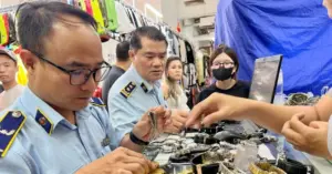 Quản lý thị trường