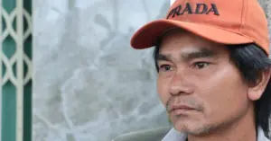 cứu gần 100 người