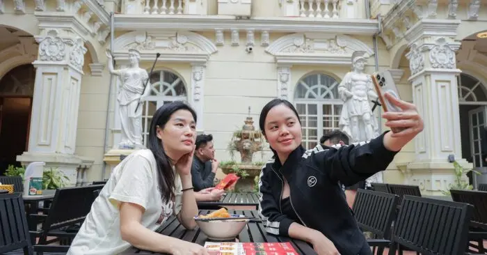 bún bò Huế hơn 100.000 đồng
