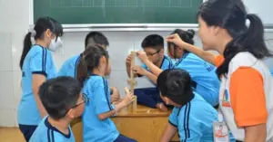 khoản thu dịch vụ trường học