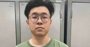nam thanh niên hành hung cô gái tại chung cư