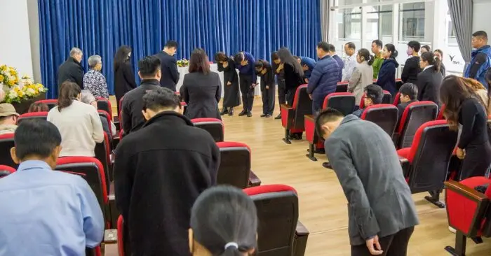 Học sinh lớp 1 tử vong tại hồ bơi