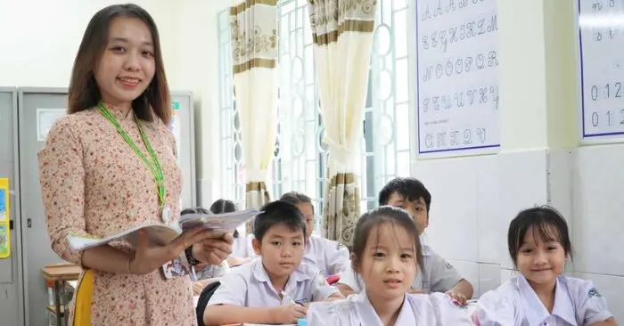 tăng phụ cấp giáo viên