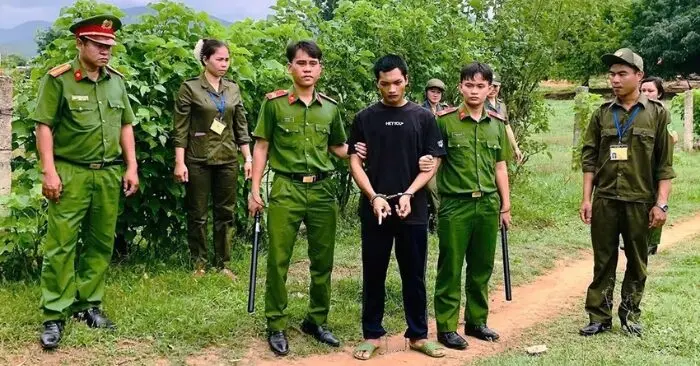 con rể bắn súng cướp tài sản