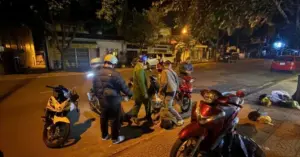 nổ súng vây bắt đối tượng truy nã