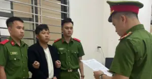 tạm giam thanh niên chém bạn nhậu