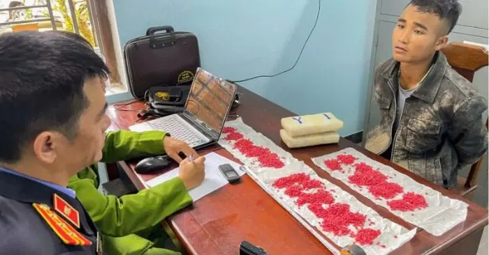 lợi dụng đồng bào dân tộc thiểu số vận chuyển ma túy