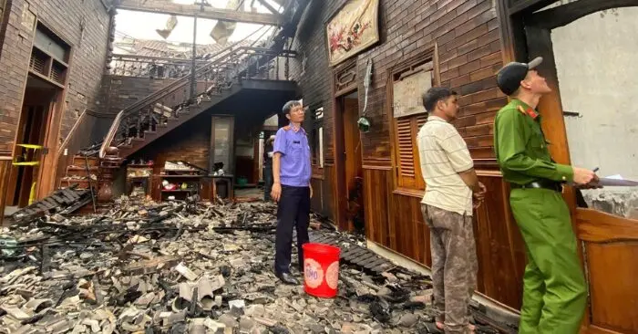 nghi án phóng hỏa đốt nhà