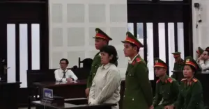tổng giám đốc tham ô