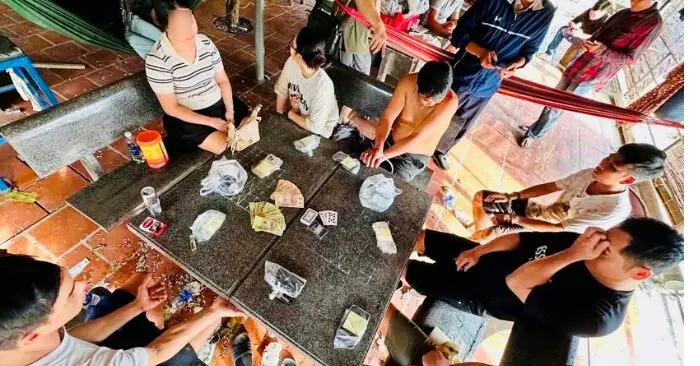 đánh bạc