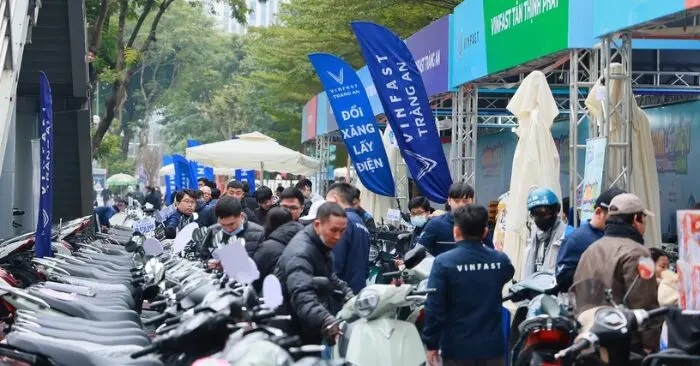 Đổi xăng lấy điện