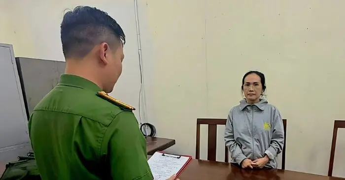 Khởi tố "nữ quái"