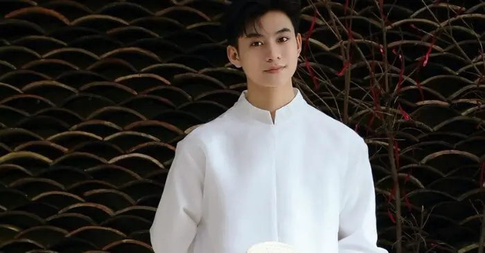 Á vương Nét đẹp sinh viên.