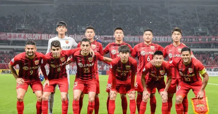 Án phạt gây chấn động bóng đá Trung Qu