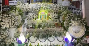 Chàng trai trẻ về quê nghỉ Tết