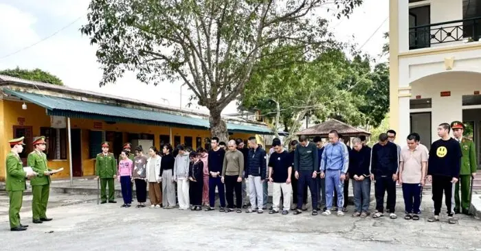 lừa đảo mua hàng trúng thưởng