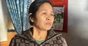 người mẹ vùng lũ