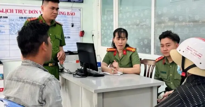 nhân viên ngân hàng tinh ý