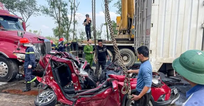 tai nạn kinh hoàng ở Hà Tĩnh