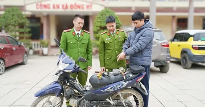 Thái Nguyên trộm chó bằng súng điện